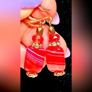 Stunning genuine striped PINK agate with unique beads accent/rose gold findings!